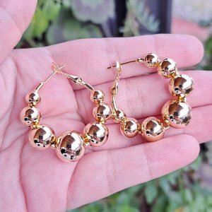 Argollas Esferas Doradas