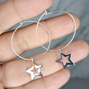 Argollas Dangling Stars