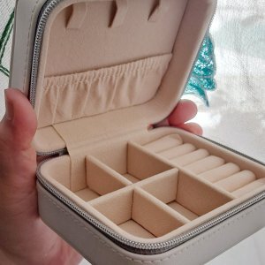 Joyero rectangular blanco